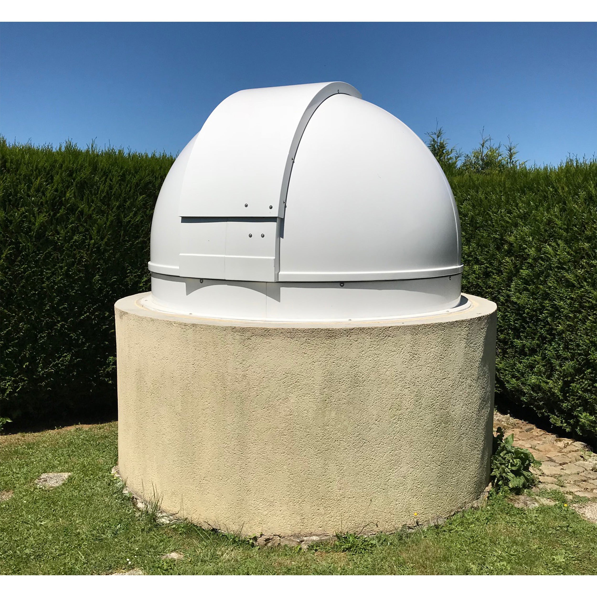 Pulsar 2.2m Short Height Observatory Dome